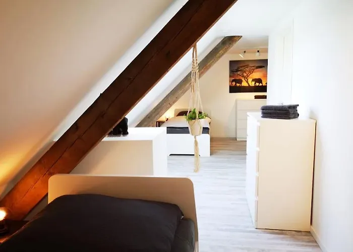 Worker Place Bedburg Апартаменты *